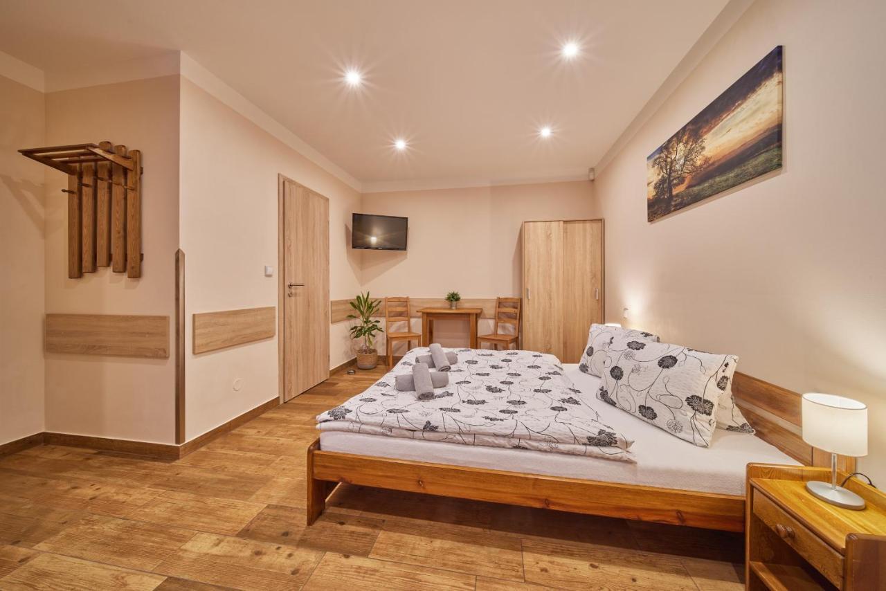 Residence Ruth 잔스케라즈네 외부 사진